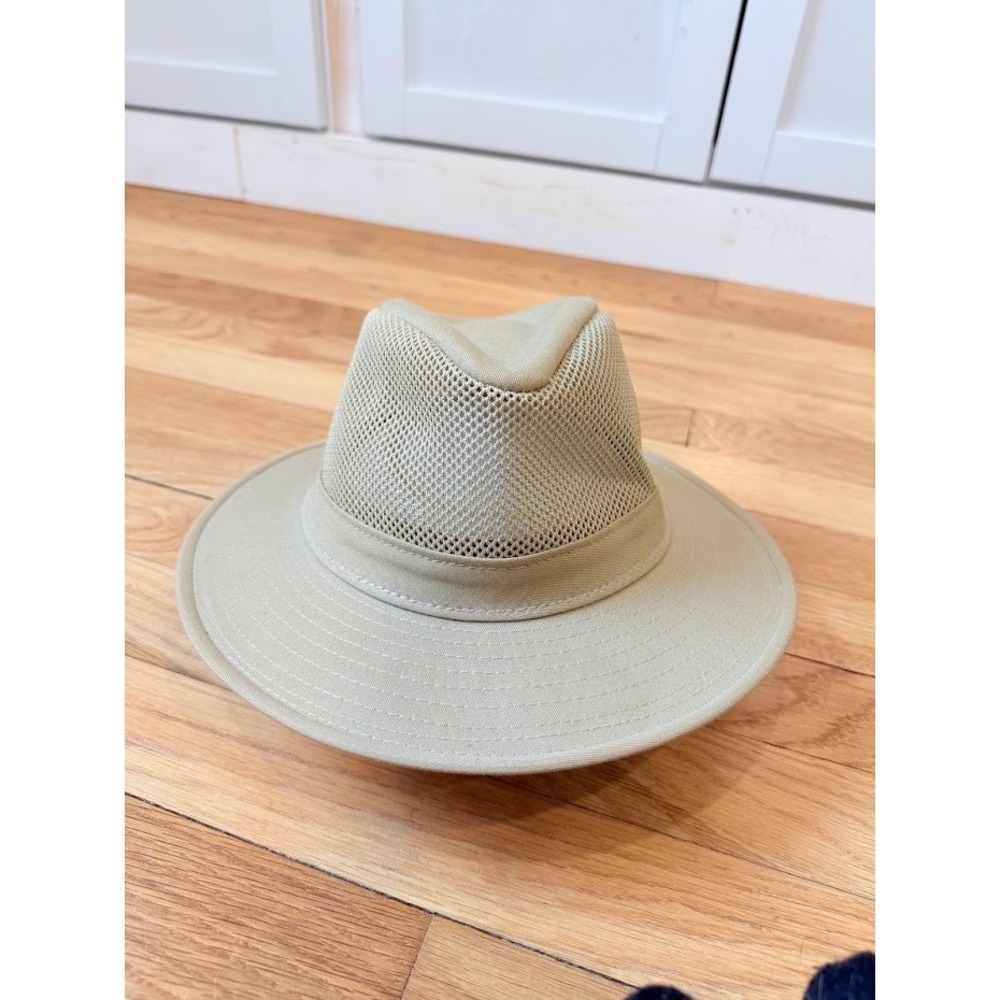 Henschel Medium Hiker Breezer Hat Khaki NEVER WORN made in USA UV Protection